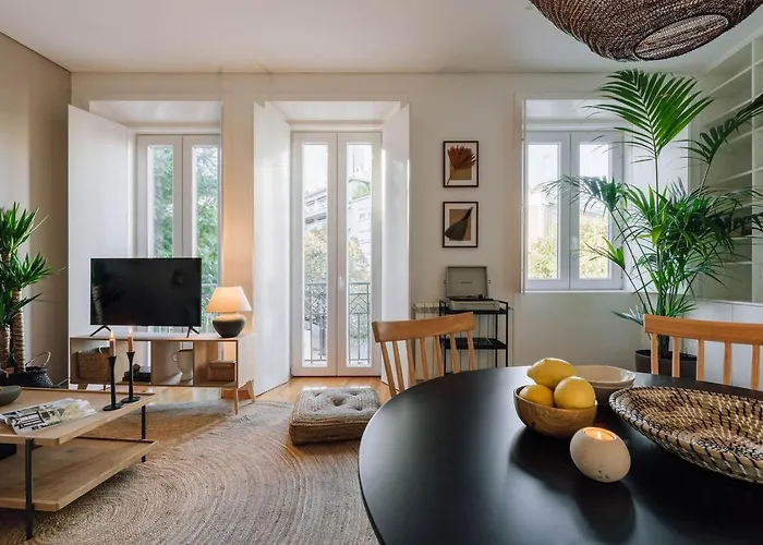 Banaue - 2 Bedrooms In Arroios アパート